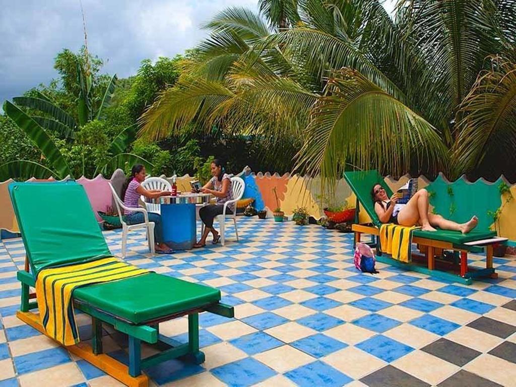 Takatuka Beach Resort Sipalay Eksteriør bilde