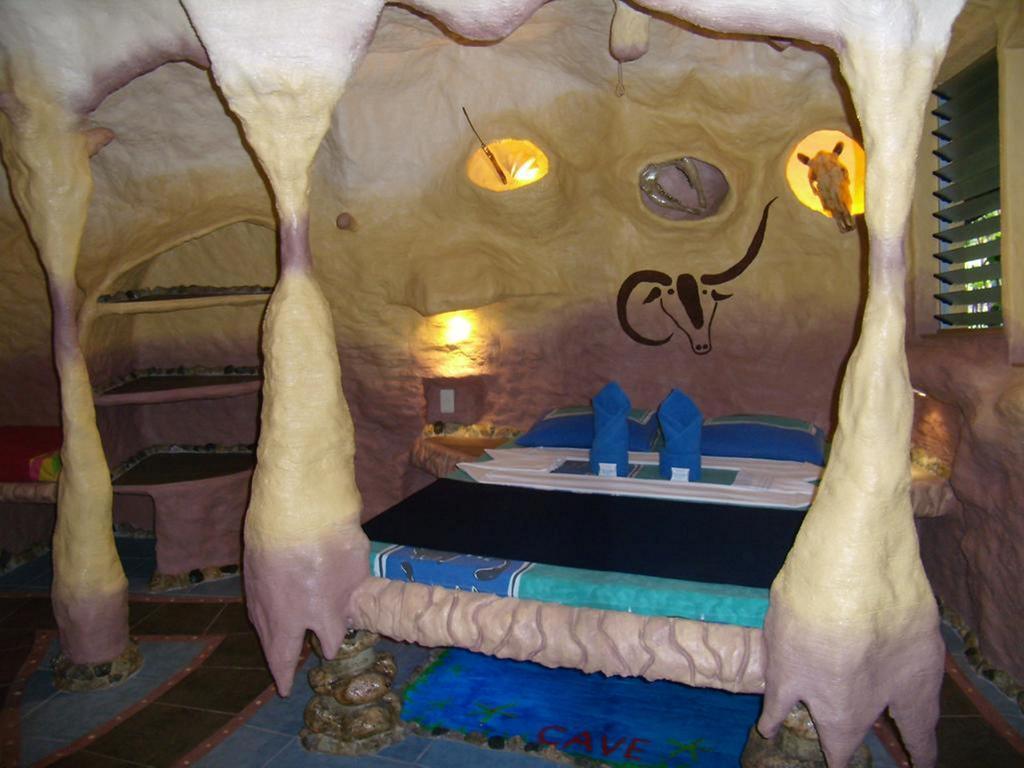 Takatuka Beach Resort Sipalay Rom bilde
