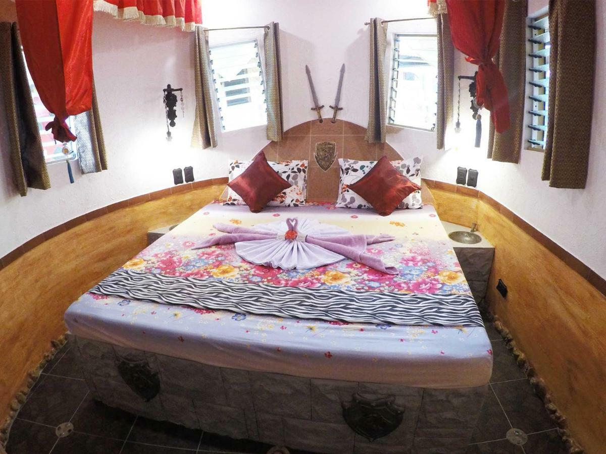 Takatuka Beach Resort Sipalay Eksteriør bilde